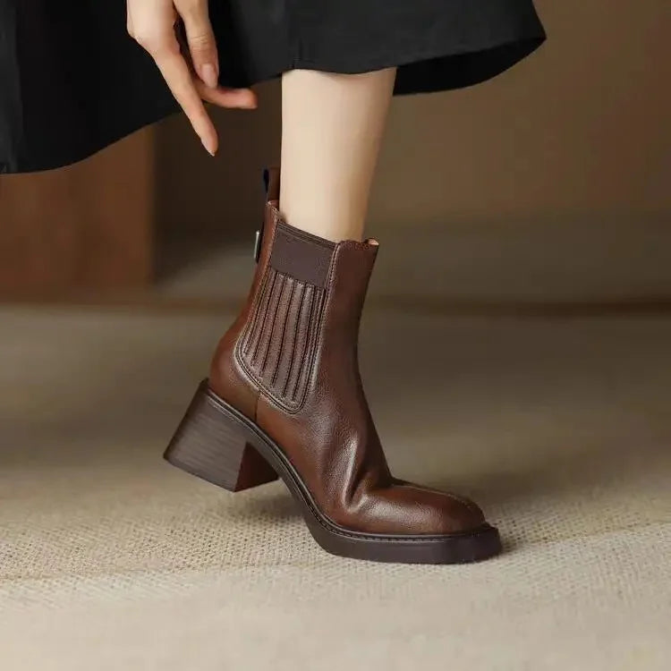 Botines Chelsea de tacón ancho: estilo francés, punta cuadrada y efecto estilizador. Ideales para otoño e invierno- Kumo Rose™